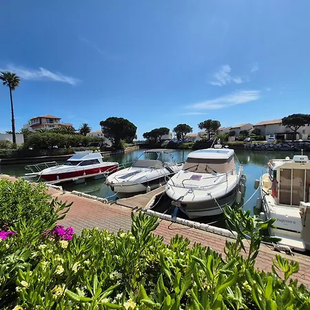 Marina Village アパート サン・シプリアン